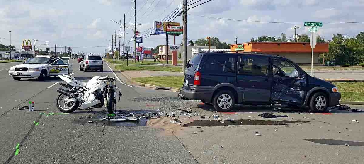 Monday Oct Car Accident T Monday Oct Car Accident T