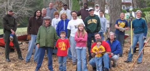 The volunteers who helped the friends of Dunbar Cave spread the mulch in 2008 The volunteers who helped the friends of Dunbar Cave spread the mulch in 2008