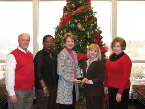 The “Best Overall” award was presented to F&M Bank. (Pictured from left to Right are: City of Clarksville Mayor Johnny Piper, F&M Bank Employees Khandra Smalley, Cindy Clements, Shela Williams and Montgomery County Mayor Carolyn Bowers. Photo Elizabeth Black) The “Best Overall” award was presented to F&M Bank. (Pictured from left to Right are: City of Clarksville Mayor Johnny Piper, F&M Bank Employees Khandra Smalley, Cindy Clements, Shela Williams and Montgomery County Mayor Carolyn Bowers. Photo Elizabeth Black)