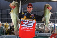 Day 2 Leader Kevin VanDam of Kalamazoo, MI. with a 2 day total of 49lb2oz.(BASS Communicaitons/Seigo Saito)