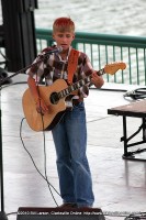 A young man performing at Gateway to Stardom