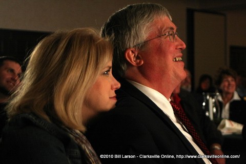 APSU President Tim Hall with his wife Lee enjoying Comedy on the Cumberland.