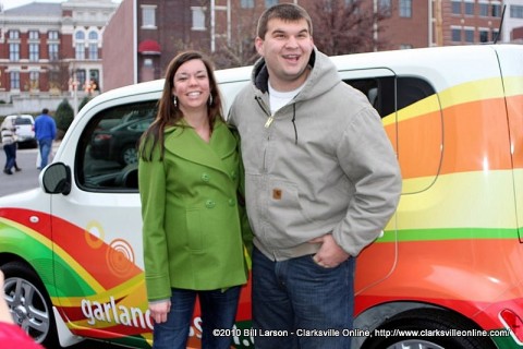 Amanda and Eric Huneycutt after winning the brand new Nissan Cube in the Catch the Cube Giveaway at Planters Bank