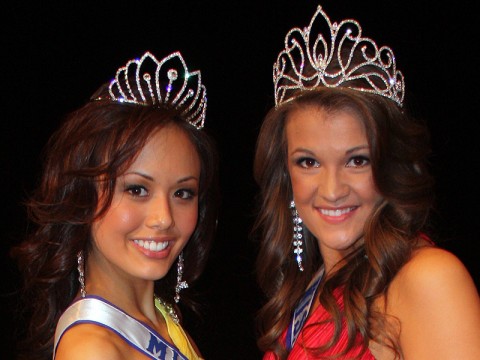 Miss River Queen 2011 Giselle Fontenot (right) and Miss River Teen 2011 Sarah Gross (left).