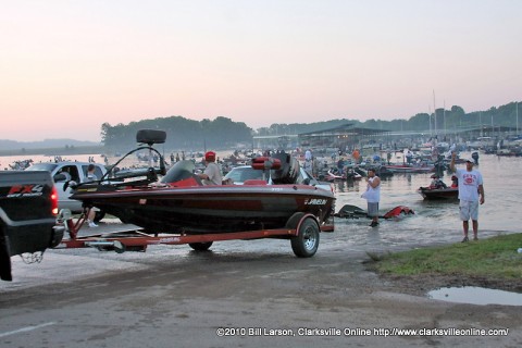 Boats putting in at last year's APSU Governors Bass Tournament.