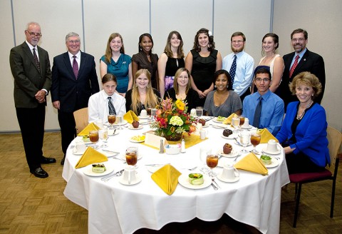 Steve Lopez (back row, far left) is seen with APSU and Middle College student essay winners during a dinner September 29th in the Morgan University Center as part of The Peay Read annual celebration. (Photo by Beth Liggett, APSU photographer)