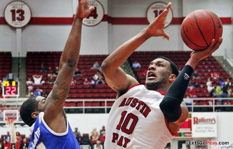 Will Triggs and the Govs found the going tough inside against MTSU. Austin Peay Basketball. (Courtesy: Robert Smith/The Leaf-Chronicle) Will Triggs and the Govs found the going tough inside against MTSU. Austin Peay Basketball. (Courtesy: Robert Smith/The Leaf-Chronicle)