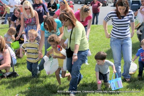 There was a large turnout to Hilltop Supermarket's Annual Easter Egg last year.