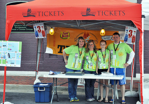 Volunteers needed for the 2013 Rivers and Spires Festival.