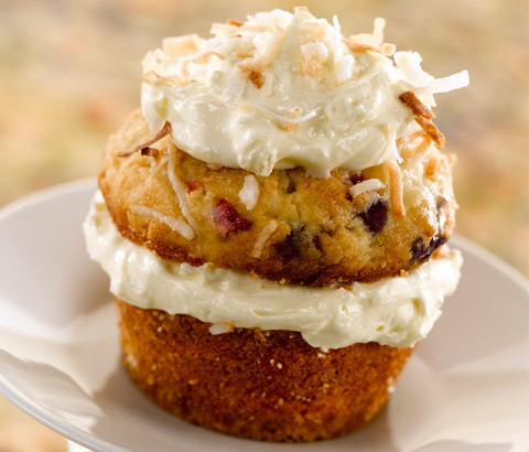 Mini Coconut Cakes Mini Coconut Cakes