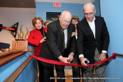 Evans Harvill and Wayne Wilkerson cut the ribbon opening  the Becoming Clarksville: Celebrating Legacies of Leadership Exhibit