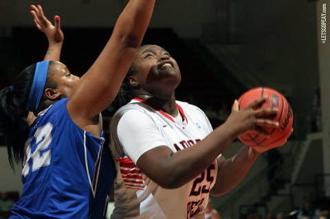Austin Peay Women's Tearra Banks scores 17 points in loss to Murray State Racers. (APSU Sports Information) Austin Peay Women's Tearra Banks scores 17 points in loss to Murray State Racers. (APSU Sports Information)
