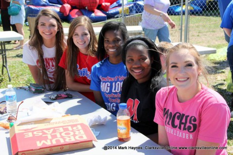 Montgomery Central Cheerleaders helped with the event.