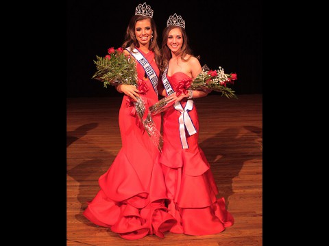 2015 Miss River Queen Tanna Norman (left) and Miss River Teen Jasmine Gardner (right).