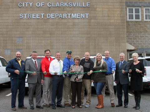 (L to R) Daryl Pater, County Mayor Durrett, Scott Bibb, David Shepard, Oliver Sykes, City Mayor McMillan, Jeff Bryant, Ashlie Farmer, Chris Cowen, Charlie Gentry and Melinda Shepard.