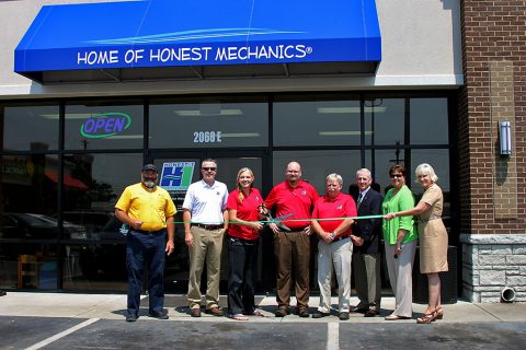 (L to R) Daryl Pater, Tucker Sieber, Kristi Seiber, Tim Willoughby, Wayne Clinard, Charlie Gentry, Elizabeth Black and Melinda Sheperd.