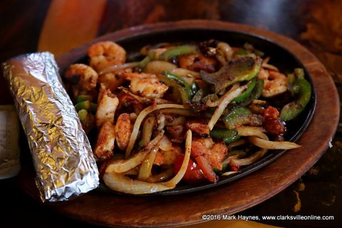 Shrimp Fajitas at El Toro de Don Jose Mexican Resturant.