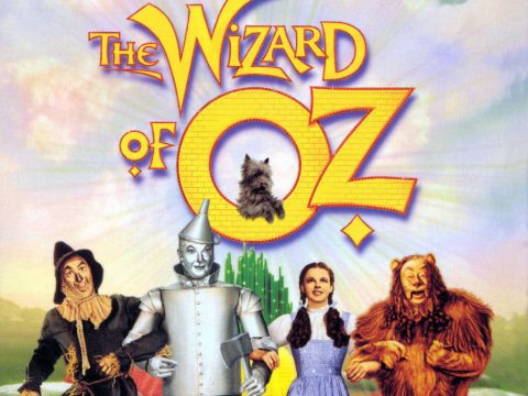 "Planters Bank Presents..." film series to show "The Wizard of Oz" this Sunday at Roxy Regional Theatre.