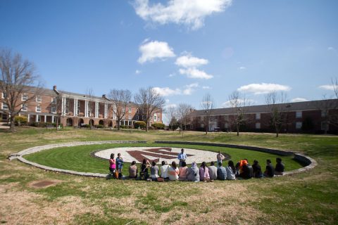 Students enjoy a beautiful spring day at Austin Peay State University. (Taylor Slifko, APSU)