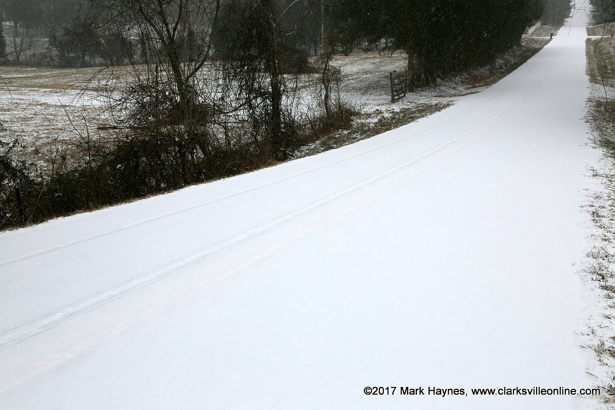 Snow currently falling across ClarskvilleMontgomery County