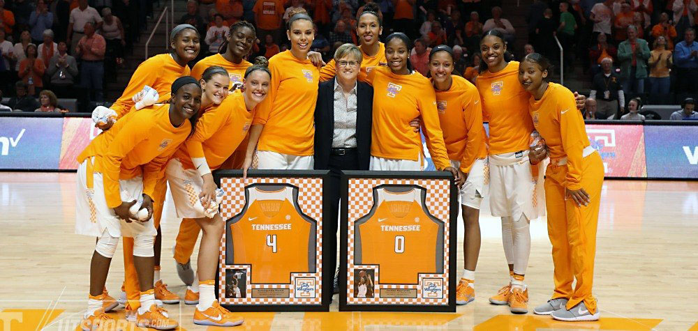 Tennessee Lady Vols rally late to down Florida Gators, 74-70
