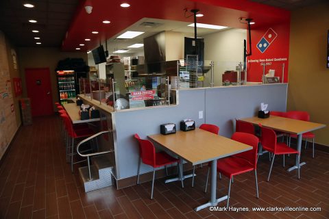 Highway 48 Domino's offers dine-in, carry-out as well as delivery service.