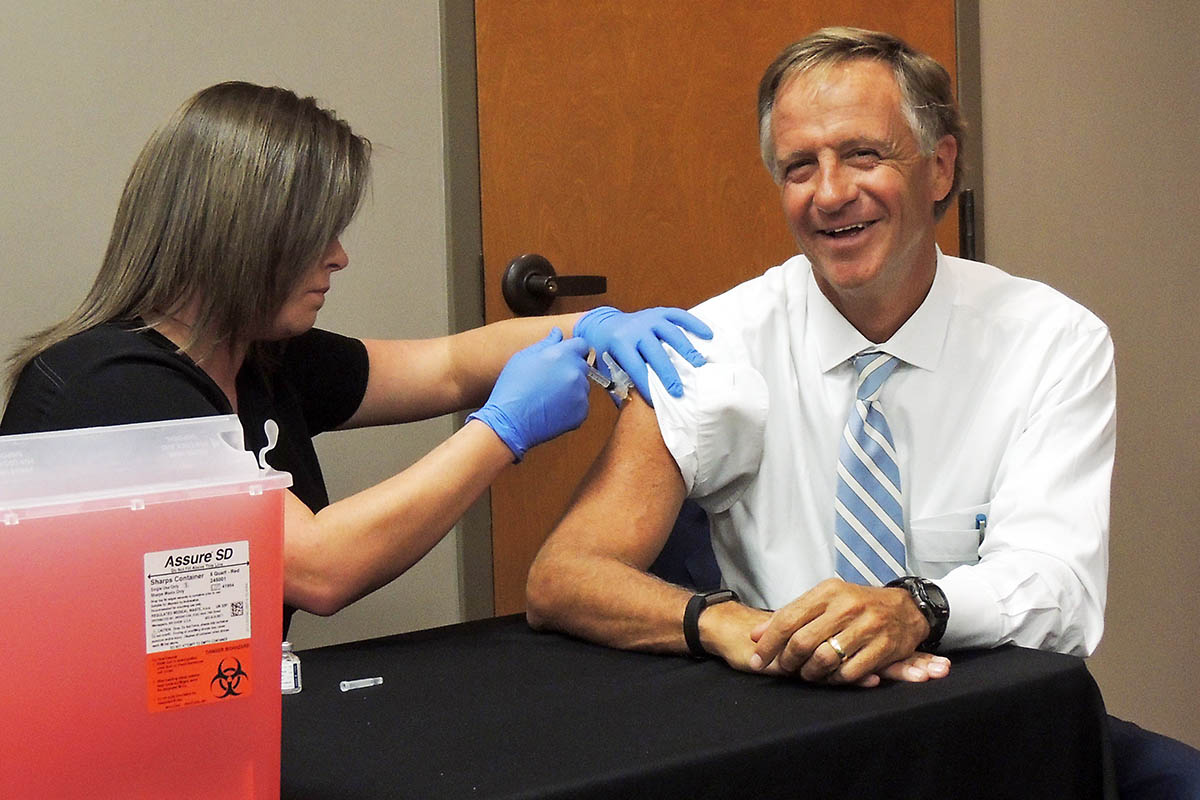 Researchers seek 500 NHS patients to test new universal flu jab Researchers seek 500 NHS patients to test new universal flu jab