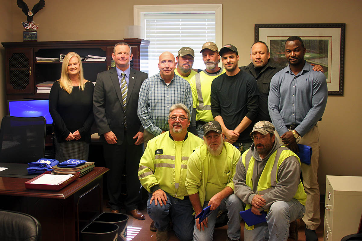 Montgomery County Mayor Jim Durrett Recognizes Military Veterans