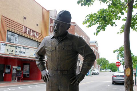 Frank Sutton sculpture on Franlin Street