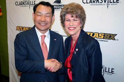 Clarksville Mayor Kim McMillan welcomes ATLASBX CEO Ho Youl Pae to Clarksville.