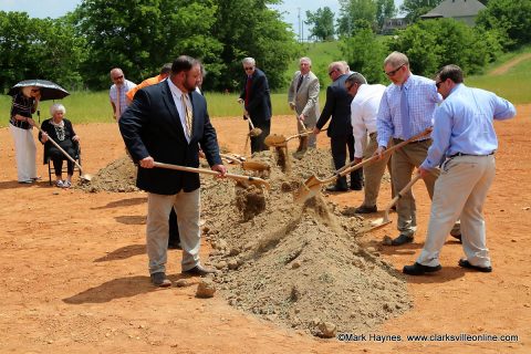 Lone Oak Baptist Church leadership breaks ground on their new Church site on Highway 48.