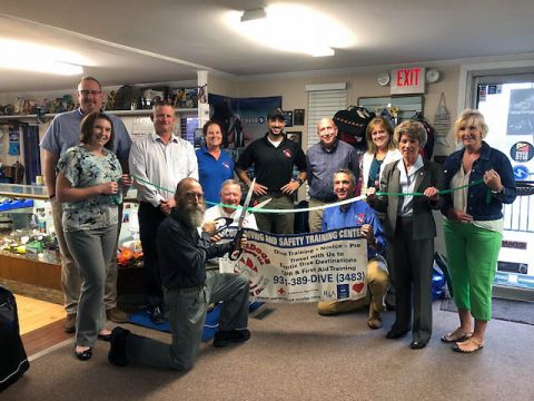 (L to R) Doug Jones, Carlye Sommers, Mayor Jim Durrett, Steve Wagner, Glenda Stout, Cecil Stout, Ben Gaballa, David Graham, Rich Holladay, Rose Melton, Clarksville Mayor Kim McMillan, Melinda Shepard.