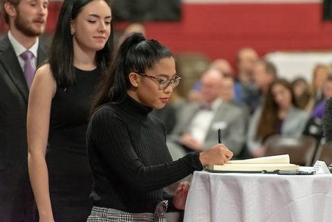 Austin Peay State University's National Society of Leadership and Success chapter has 450 APSU Students join.