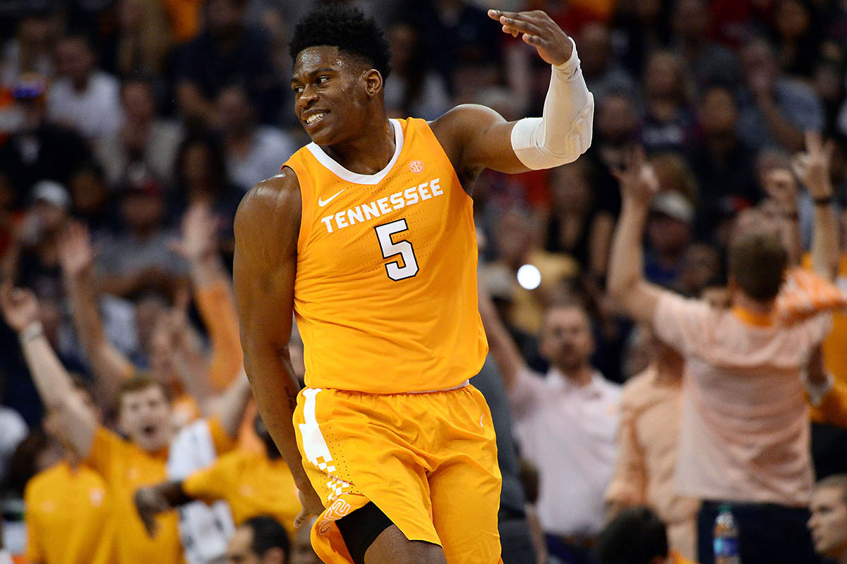 IMAGE(http://www.clarksvilleonline.com/wp-content/uploads/2018/12/Tennessee-Vols-Admiral-Schofield.jpg)