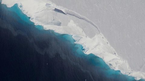 Thwaites Glacier. (NASA/OIB/Jeremy Harbeck) Thwaites Glacier. (NASA/OIB/Jeremy Harbeck)