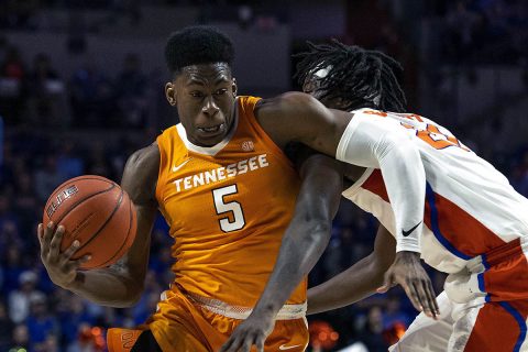 Tennessee Volunteers guard Admiral Schofield (5) drives for the basket as Florida Gators forward Dontay Bassett (21) defends during the first half at Exactech Arena. (Douglas DeFelice-USA TODAY Sports) Tennessee Volunteers guard Admiral Schofield (5) drives for the basket as Florida Gators forward Dontay Bassett (21) defends during the first half at Exactech Arena. (Douglas DeFelice-USA TODAY Sports)