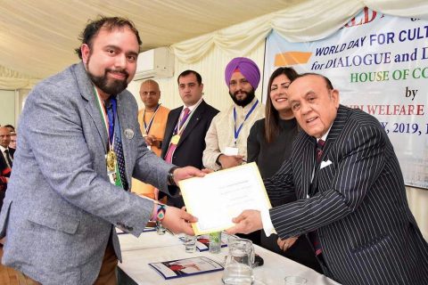 The Non-Resident Indian (NRI) Welfare Society of India presented Dr. Somaditya Banerjee, with Austin Peay State University, the Mahatma Gandhi Leadership Award. (APSU)