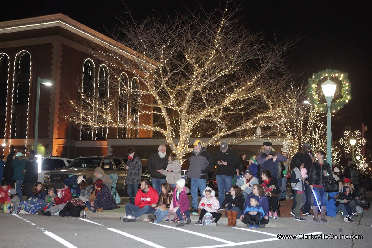 Clarksville Christmas Parade delights thousands Clarksville, TN Online