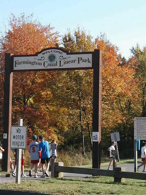 co-farmington-rail-trail-in-hampden-ct.jpg