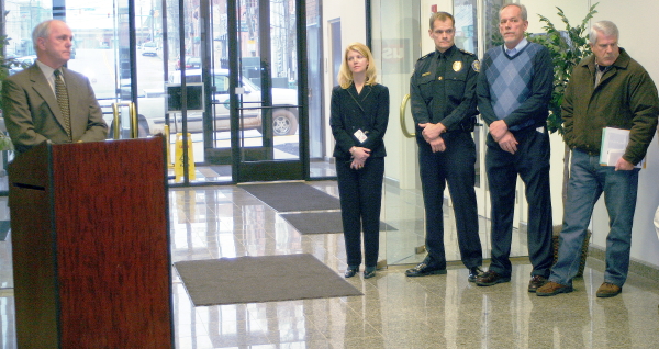 Mayor Piper, Missy Graham, Chief Al Ansley, Ernie Griffith,  and Geno Grubbs at the city press conference