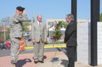 Placing the wreath