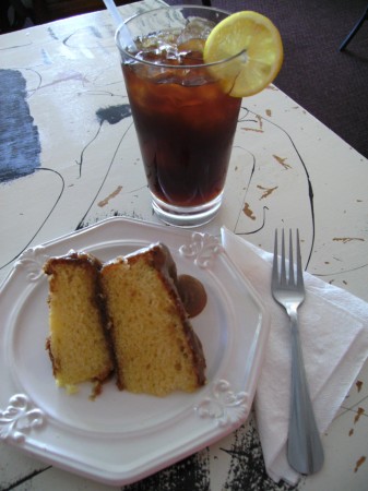 Caramel Cake, Iced Tea @ Johnnie Mae\'s Soul Food