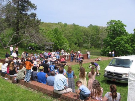 Crowd watches Save Our American Raptors (SOAR)