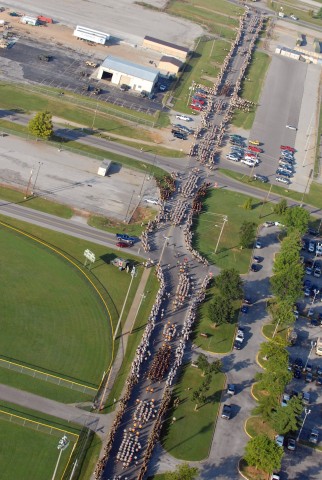 A 101st Airborne Division run kicks off the Week of the Eagles