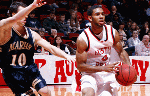 Tyrone Caldwell possesses the ball during the APSU vs Marian game (Lois Jones/Austin Peay)