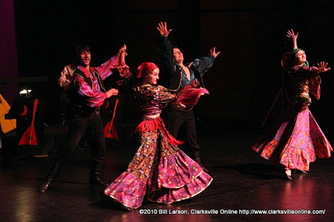 The Massenkoff Russian Folk Festival dancers