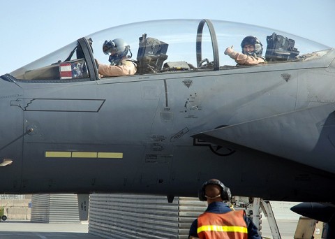 U.S. Army Maj. Gen. John F. Campbell, Combined Joint Task Force 101, Regional Command East commander, gives a thumbs-up after flying a mission over Eastern Afghanistan October 21st with U.S. Air Force Capt. Frank Fryar, 336th Expeditionary Fighter Squadron. (Photo by U.S. Air Force Tech. Sgt. M. Erick Reynolds, Regional Command East Public Affairs)