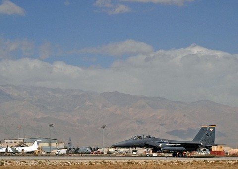 U.S. Army Maj. Gen. John F. Campbell, Combined Joint Task Force 101, Regional Command East commander, taxis in an F-15E Strike Eagle piloted by U.S. Air Force Capt. Frank Fryar, 336th Expeditionary Fighter Squadron, after a familiarization flight October 21st. (Photo by U.S. Air Force Tech. Sgt. M. Erick Reynolds, Regional Command East Public Affairs)