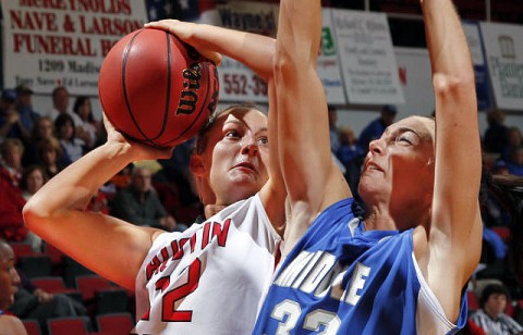 Junior Whitney Hanley scored a game-high 18 points in the Lady Govs loss to Middle Tennessee, Tuesday night. (Courtesy: Robert Smith/The Leaf-Chronicle)