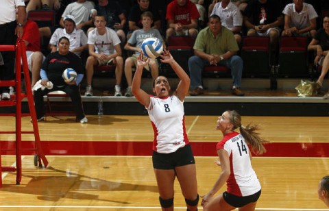 Senior Sarah Alisaleh (No. 8) had three kills, four service aces and 42 assists in Friday victory at Eastern Illinois. (Courtesy: Robert Smith/The Leaf-Chronicle)